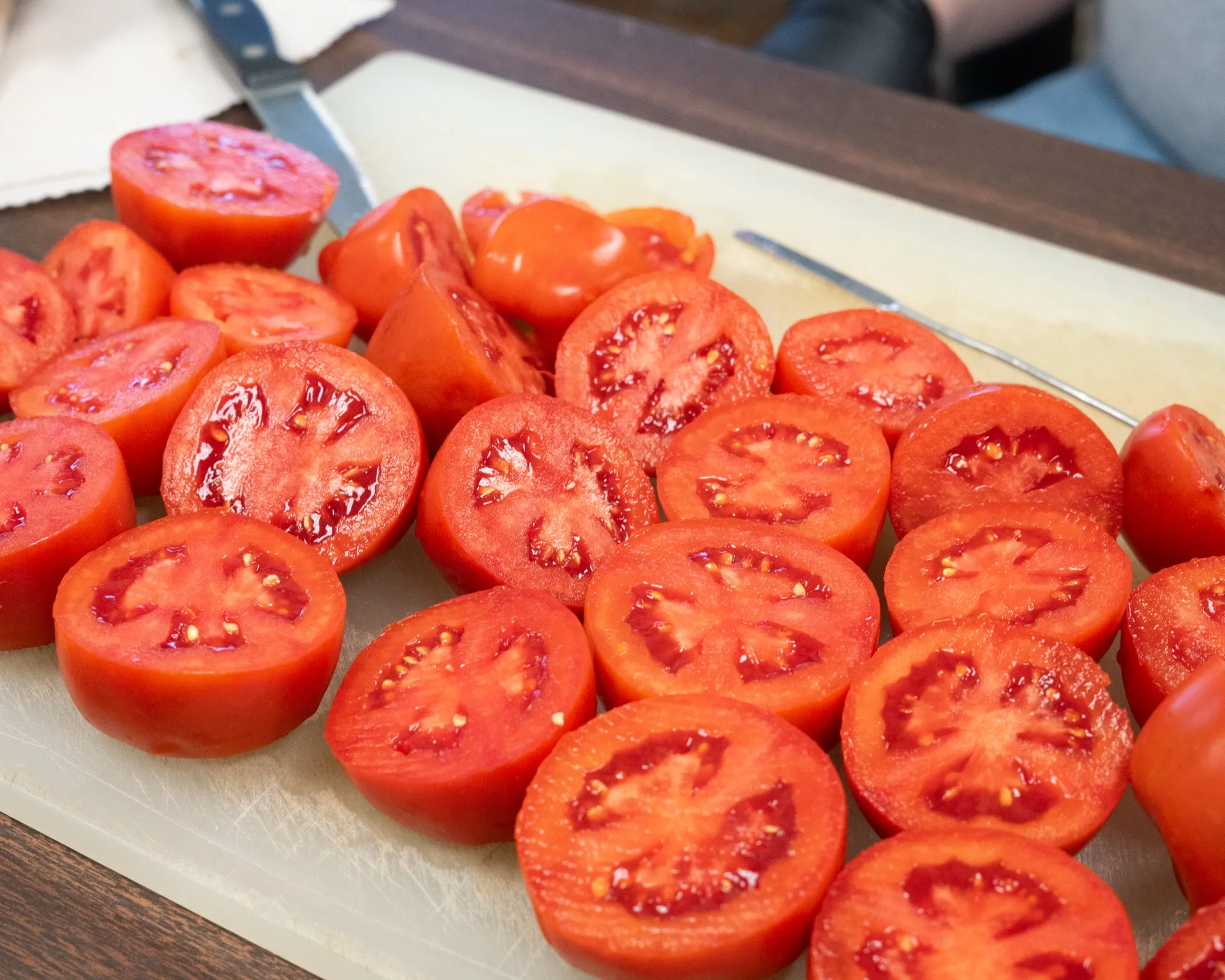 Processing tomatoes sliced for Brix and lycopene measurement — variety trial